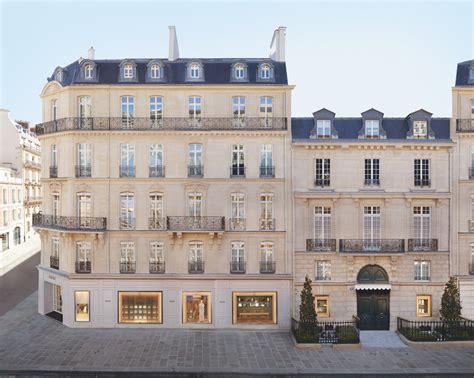 dior museum paris location